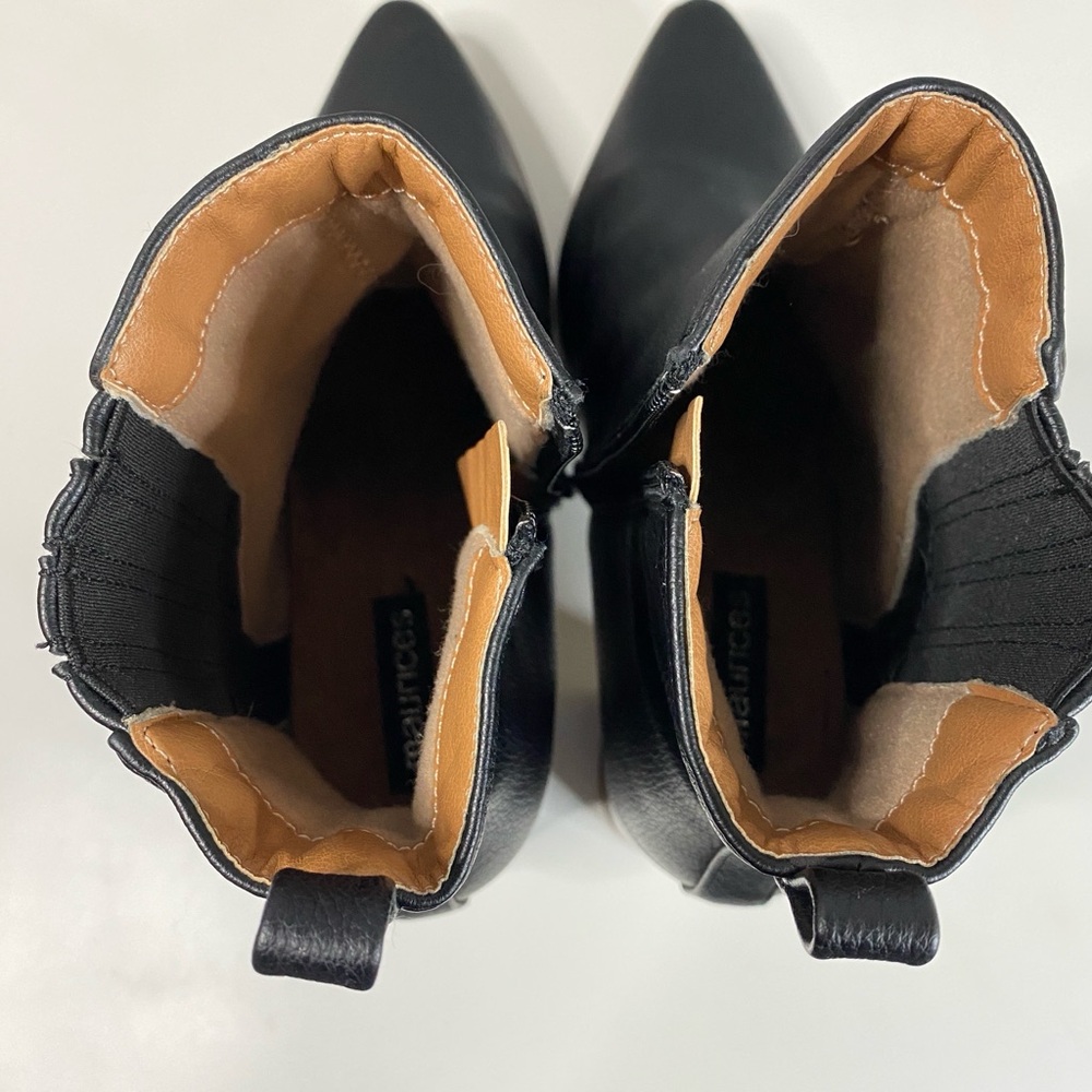 Maurices Alexa Black Pull On Lug Ankle Boot With Side Zip Size 11 Style # 155555 - Picture 7 of 8